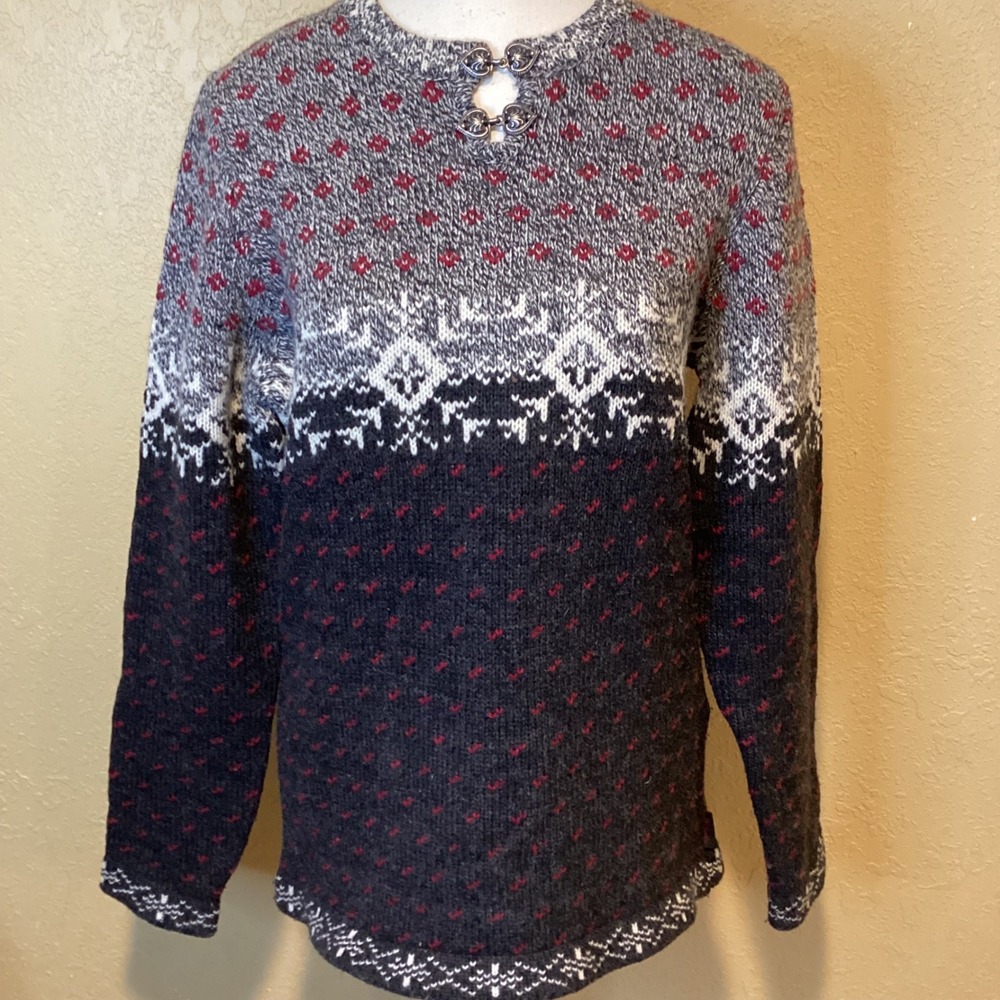 Woolrich Gray, White, and Burgundy Fair Isle Sweater Size Medium. 80% Lambs Wool